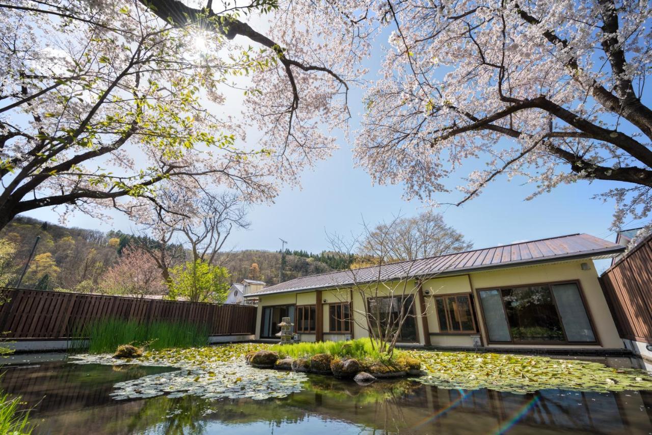 Готель Onogawa Onsen Kajikaso Йонедзава Екстер'єр фото
